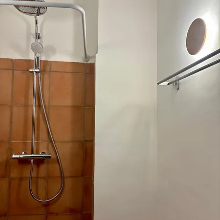 Magdala Arts&résidence Couette-café *