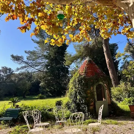 Couette-café Magdala Arts&résidence Hyères