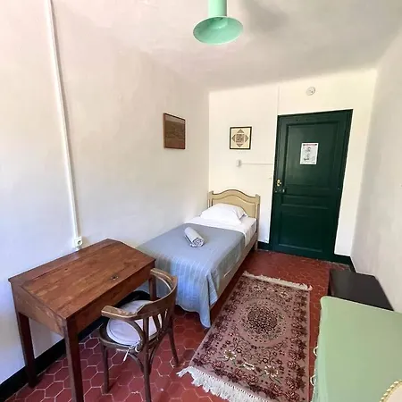 Couette-café Magdala Arts&résidence Hyères